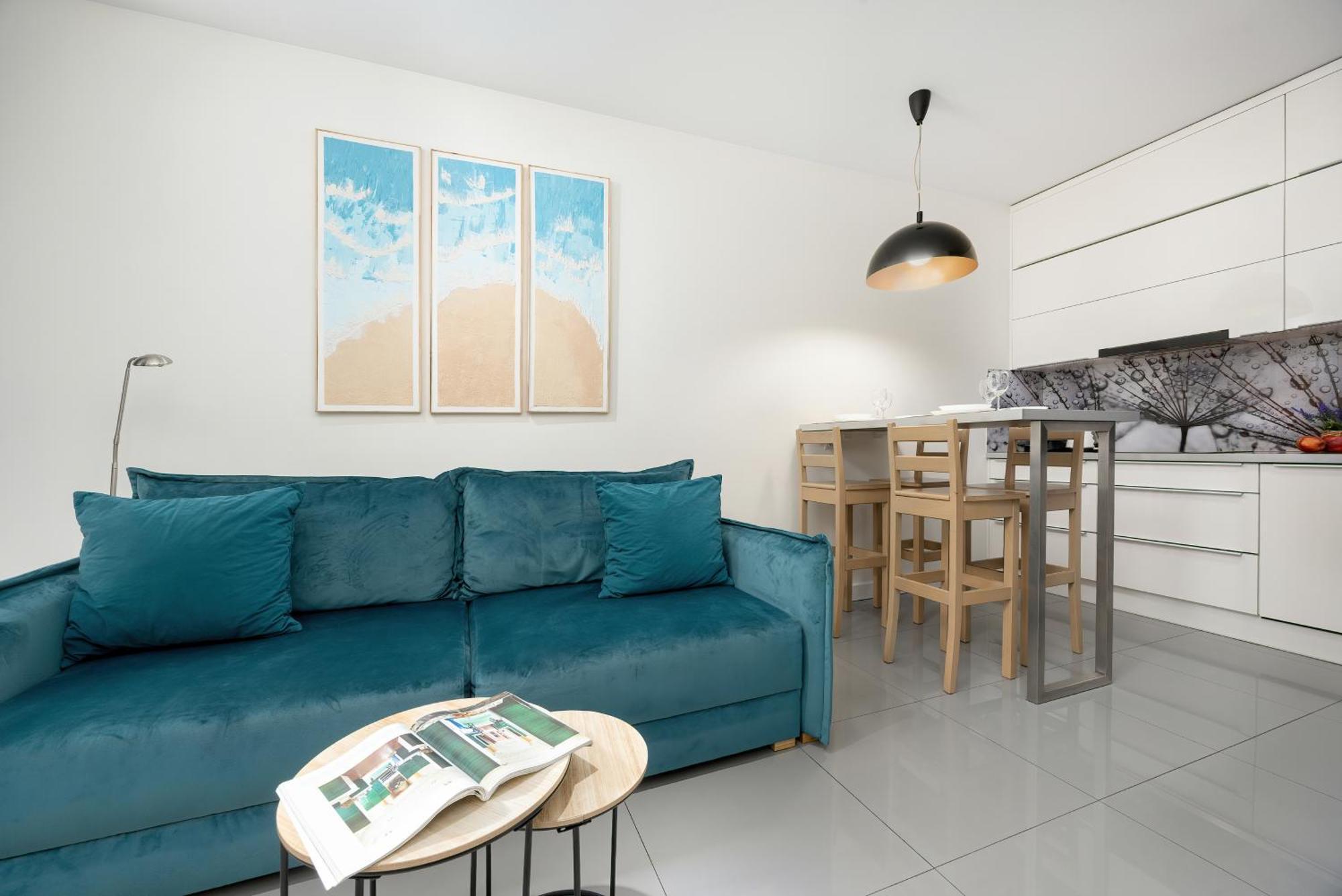 Apartment Rakowska Warsaw Wlochy By Noclegi Renters Eksteriør bilde